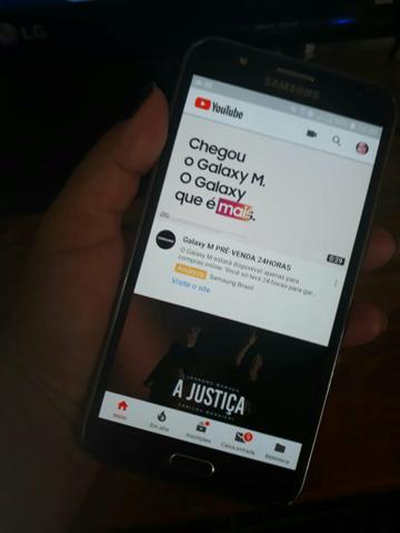 Celular J7