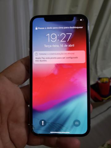 Iphone X 64gb funcionando com a tela trincada