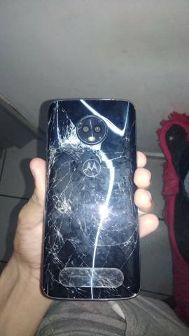 Moto G6 32GB traseira trincada