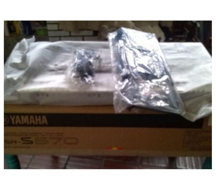 Teclado Yamaha PSR S670 Completo novo lacrado com garantia