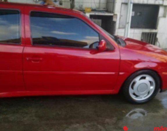 Gol G2 97/98 Vermelho 2 portas ótimo estado