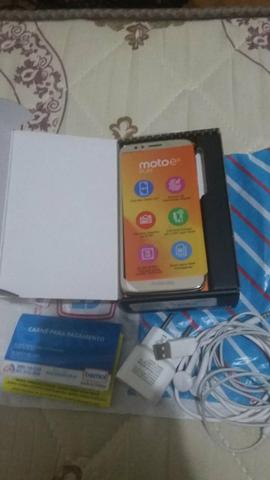 Moto E5 play