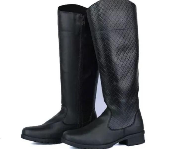 Bota Montaria Feminina - novas