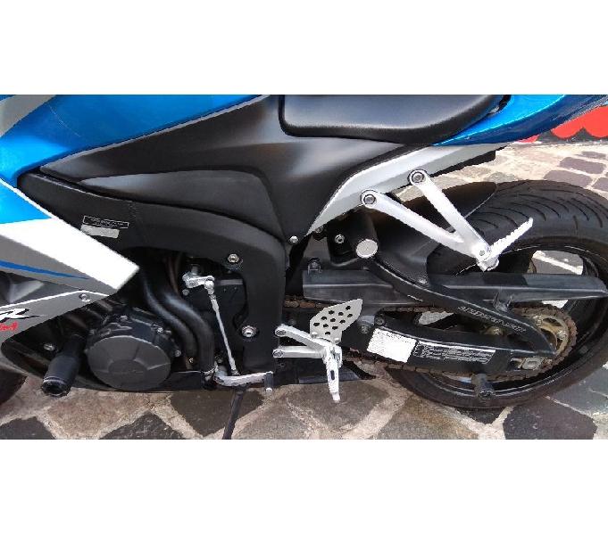 HONDA CBR 600 RR IMPECAVEL