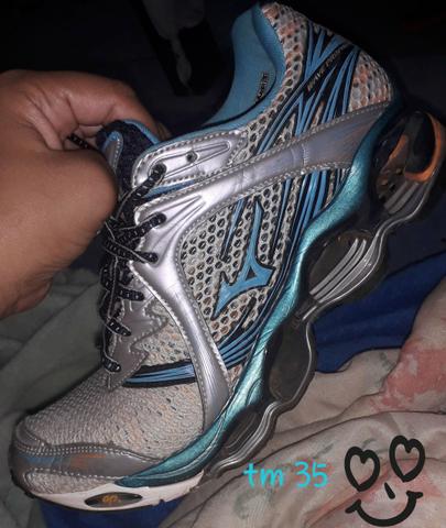 Tenis