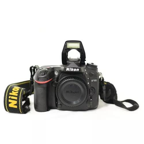 Camera Fotográfica Digital Nikon D 7100 - Perfeito Estado