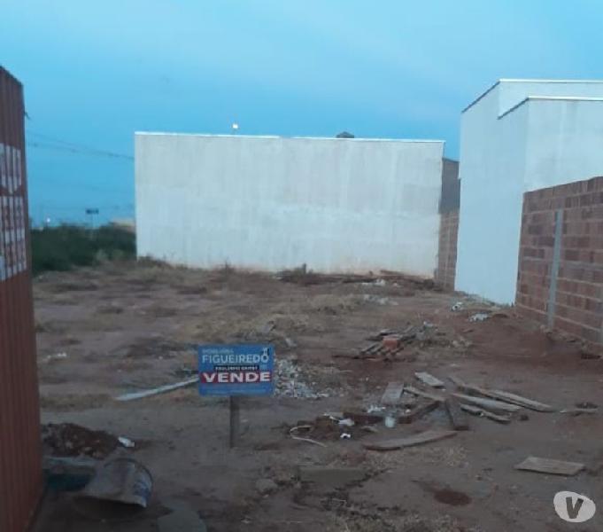 TERRENO EM BAIRRO RESIDENCIAL EM OLÍMPIA