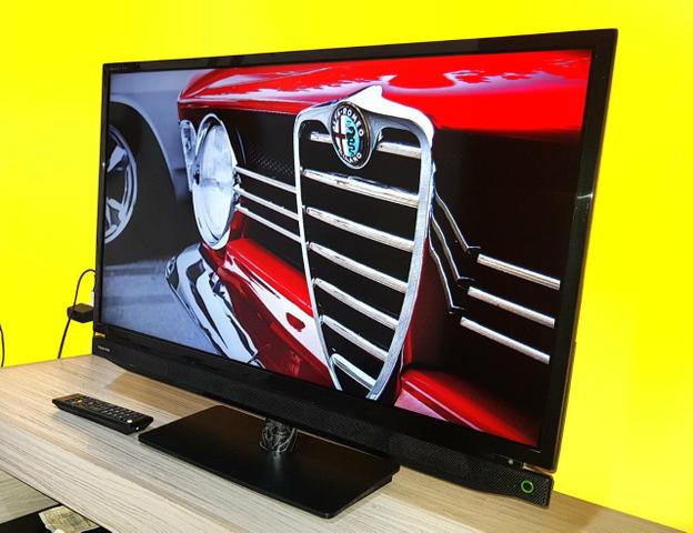 TV 32" POLEGADAS TOSHiBA LED