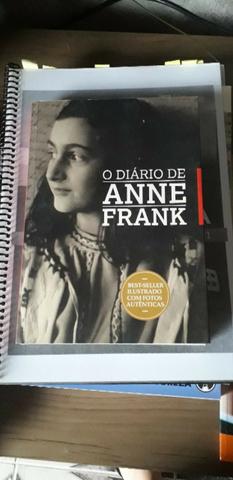 Livro O Diário de Anne Frank ilustrado com fotos