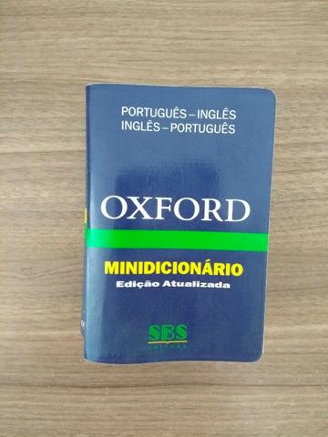 Mini dicionário de inglês e português