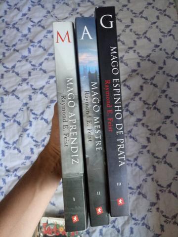 SAGA MAGO 3 Livros