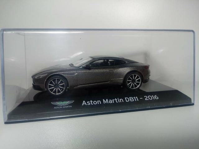 Miniatura Aston Martin DB / Super Cars