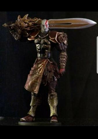 Vendo excelente figura do kratos