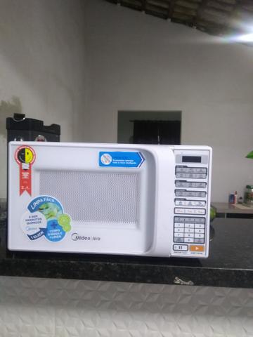 Vendo microondas 20lt semi novo