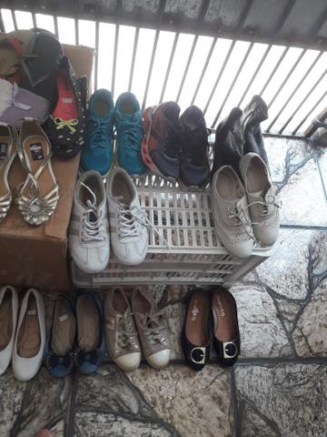 Lote de sapatos feminino