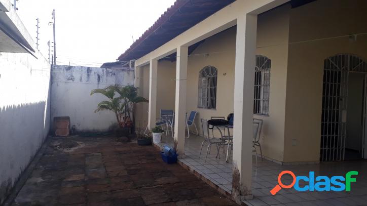 CASA / RECANTO DO VINHAIS