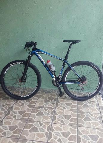 Bicicleta first willix aro  marchas