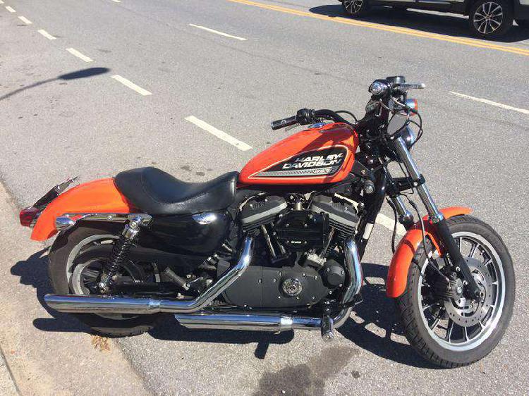 Harley-davidson XL 883 R