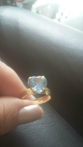 Anel de ouro pedra azul, linda jóia