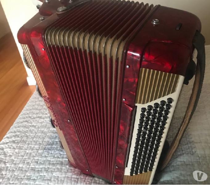 Vendo Acordeon Antigo