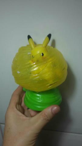 Boneco Pokemon Pikachu