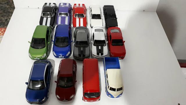 Carrinhos miniaturas, Veículos em miniaturas, vários