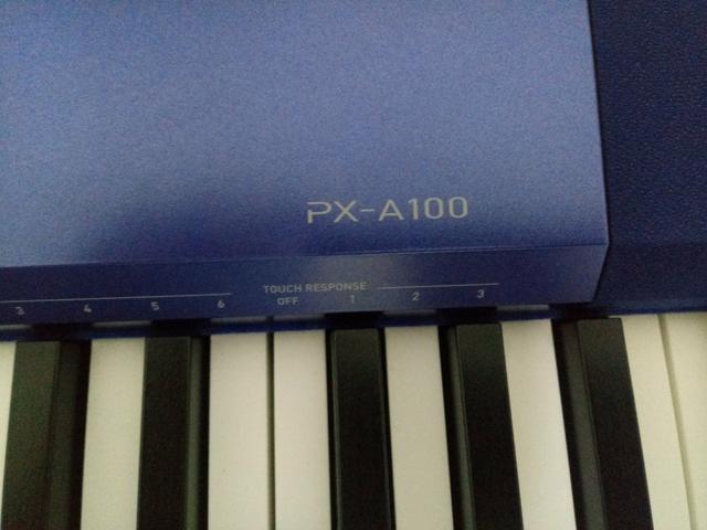 Piano digital cassio privia PX-A100