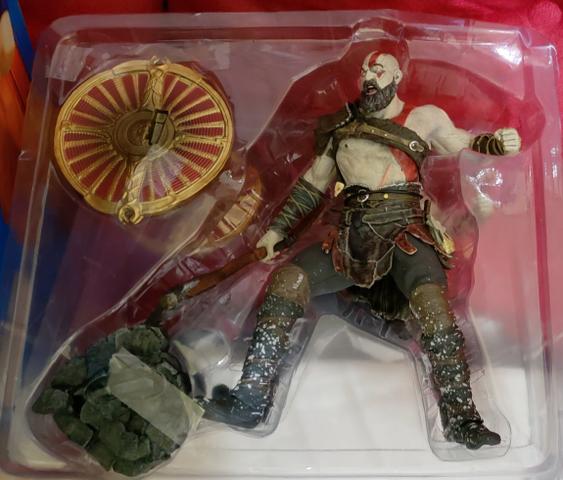 Vendo excelente figura do kratos