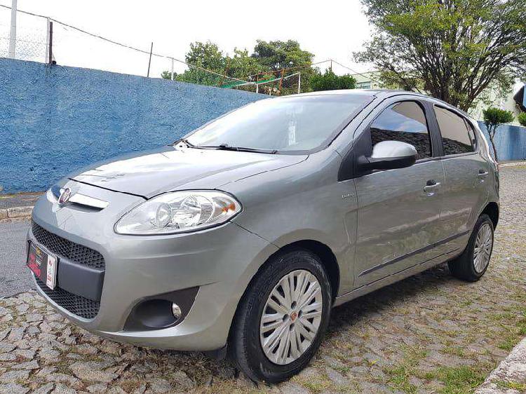 Fiat Palio Essence Dualogic 1.6 Flex 16v 5p