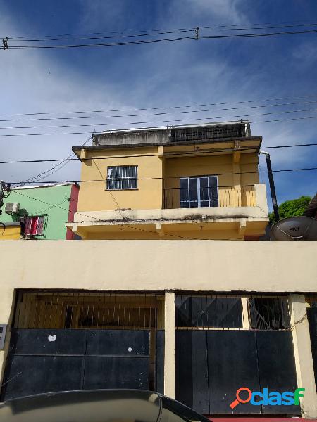 Vendo excelente Casa com apartamento em Petrópolis - Manaus