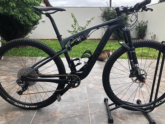 Sense Carbon Black Edition LTD Di2