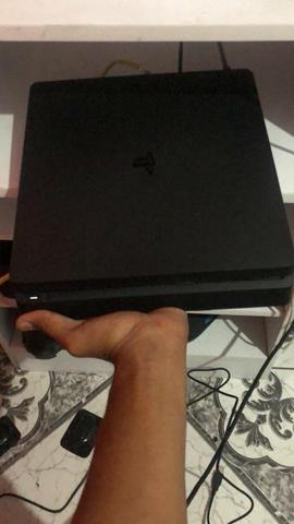 PS4 slim 1 TB. Zero  ou troco por PS3 mais volta