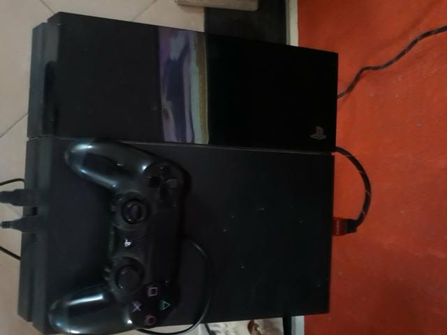 Vendo ps4 e jogos