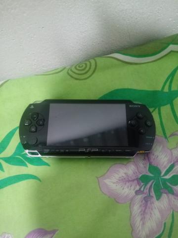 V/t psp com varios jogos