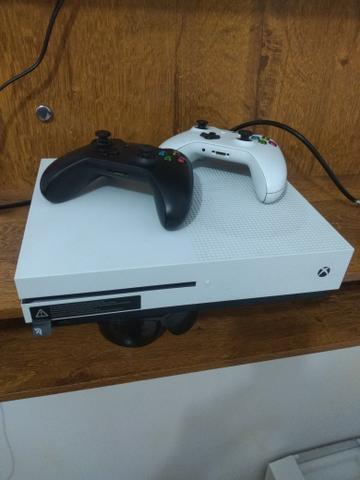 Xbox one s. (aceito cartão). preço negociável