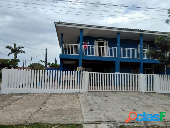 AMPLO SOBRADO NA PRAIA