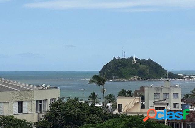 APARTAMENTO CENTRAL COM UMA LINDA VISTA PARA MAR