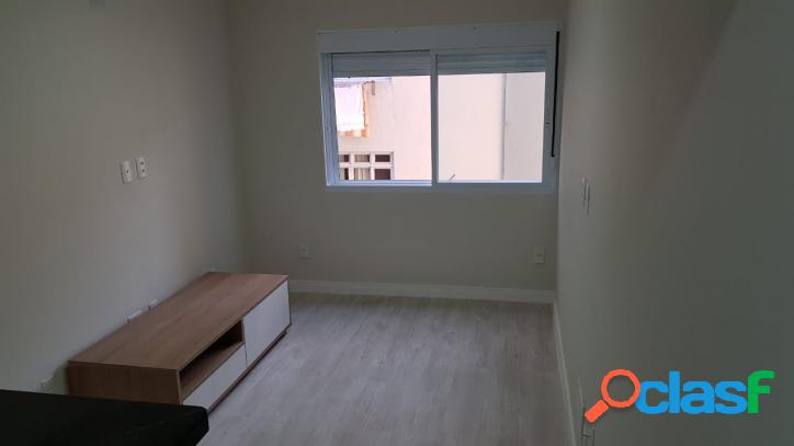 Apartamento 1 Dormitório- Reformado- Vazio- Embaré