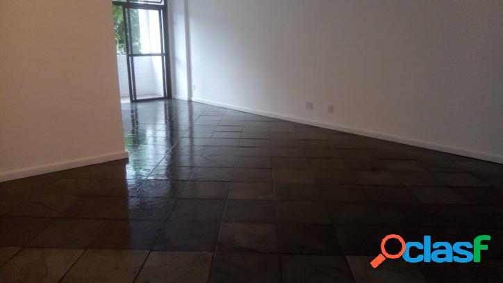 Apartamento 3 Dormitórios- Garagem 1 Vaga- Ponta da Praia