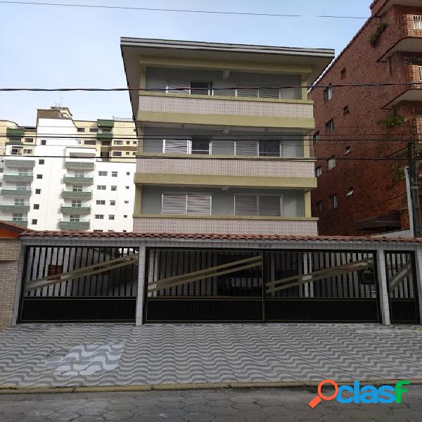 Apartamento bem localizado a uma quadra e meia da praia