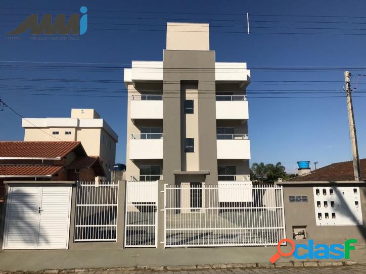 Apartamento com 2 dormitórios em Navegantes
