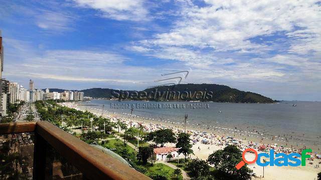 Apartamento em Santos na orla da praia com vista mar.