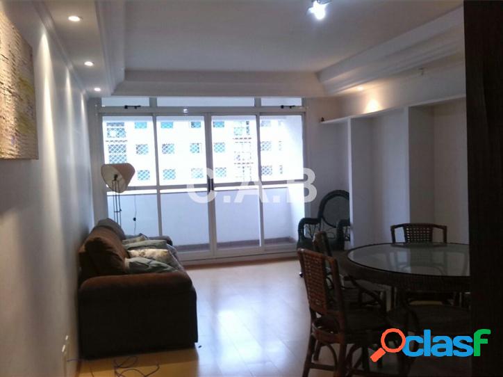 Apartamento no ed. Master Alphaville