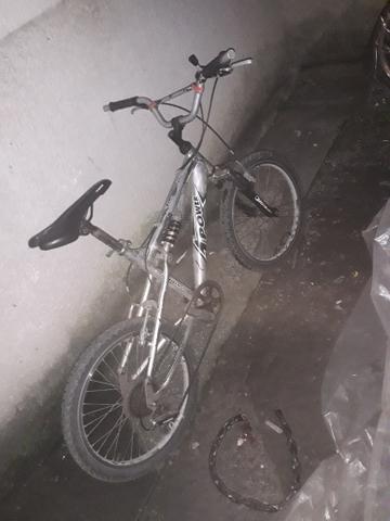 Bicicleta Aro 20 (Estilo BMX)