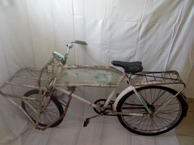 Bicicleta cargueira marca Taurus antiga