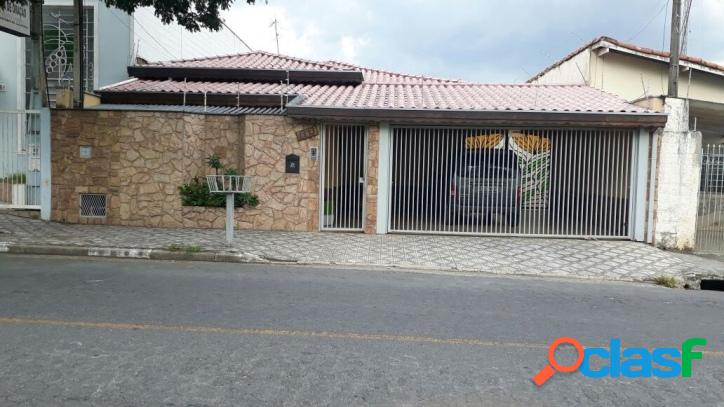 Casa Térrea em Caçapava - 240 m² - Terreno de 300 m²