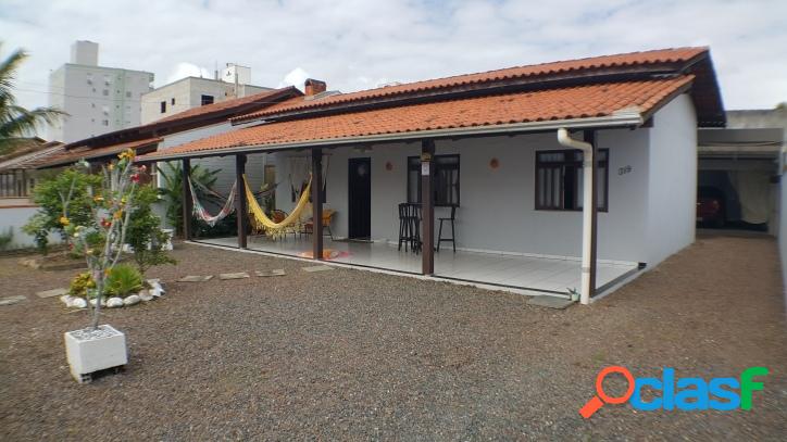 Casa com 3 Dormitórios no Gravata