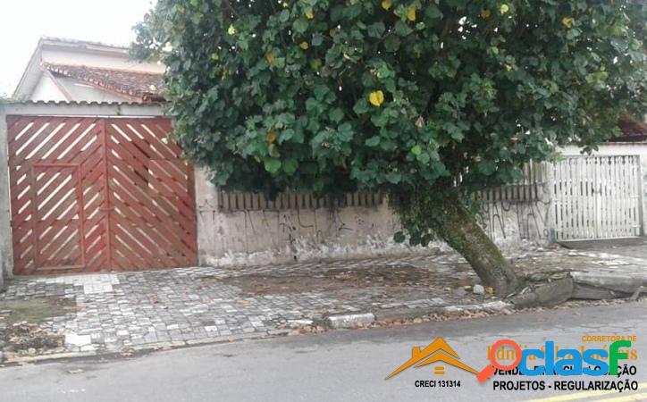 Casa lado praia lote inteiro com Edicula