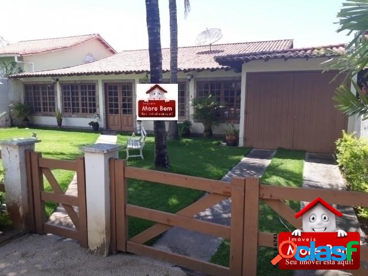 Casa mobiliada com 4 quartos para locação em São Pedro da