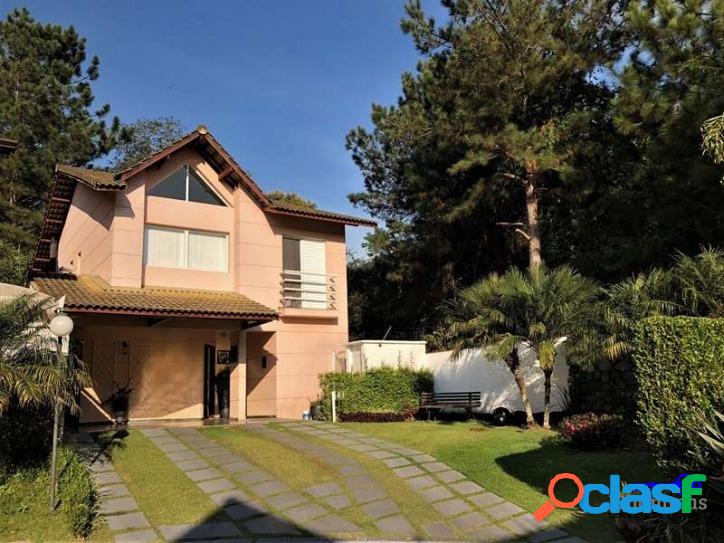 Casa na Granja Viana, apaixone-se!